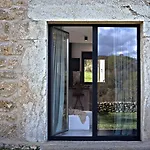La Cuadra Refugio Rural De Diseno *